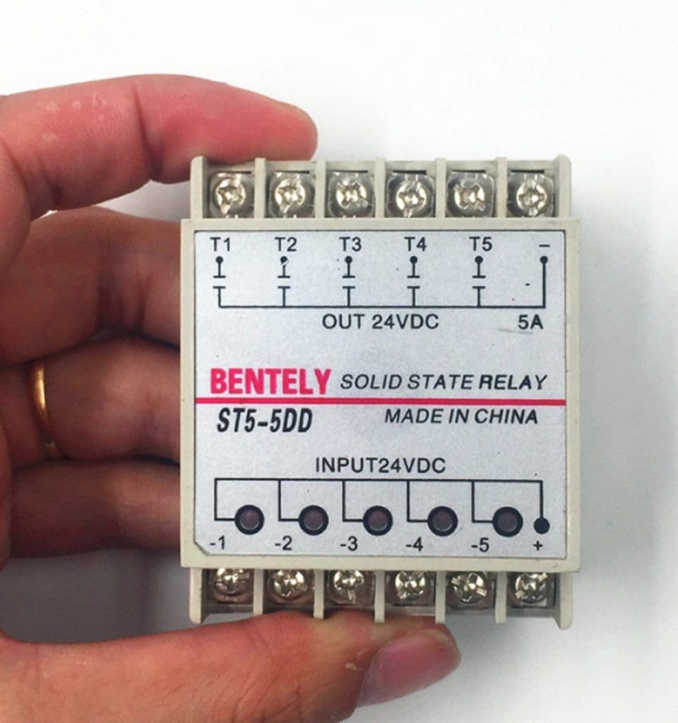 ST5-5DD Cinco relés de estado sólido de 5 fases SSR 24 V CC a 24 V CC Carril DIN Relay. 4 Relés de estado sólido ST5-5DD – ST5-5DD Cinco relés de estado sólido de 5 fases SSR 24 V CC a 24 V CC Carril DIN Relay.