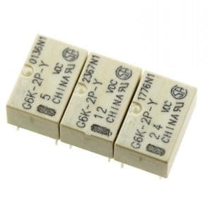 Relé relay 12v 8 PIN Marca Omron DIP G6K-2P-Y 12VDC .