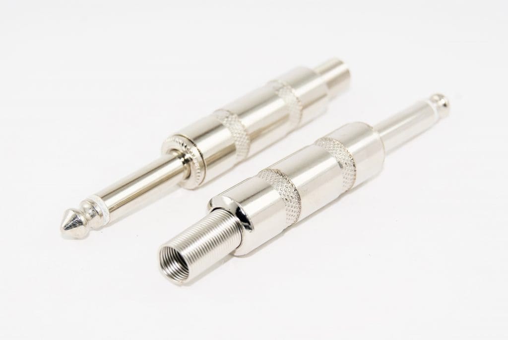 Plug 6.3 mono – Plug 6.3 mono con baquelita